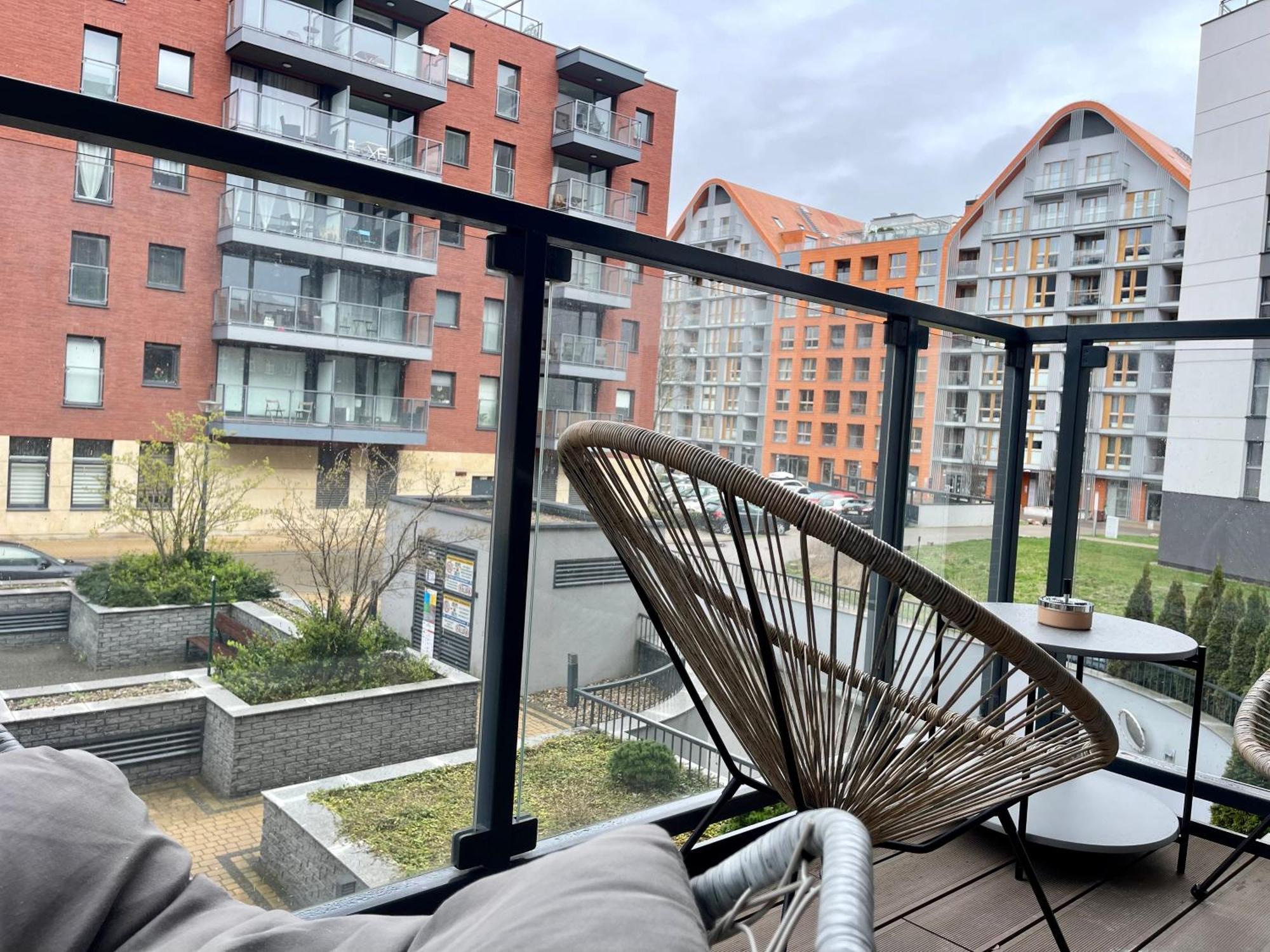 Island Modern Box Apartment Gdansk Exterior photo